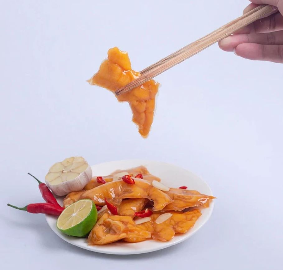 Chân gà rút xương sốt Thái - Công thức gây nghiện cho tín đồ ăn vặt Chân gà rút xương sốt Thái - Công thức gây nghiện cho tín đồ ăn vặt