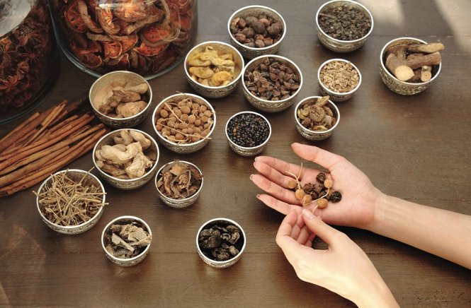 An Cung Ngưu Trầm Hương: Sử Dụng An Cung Ngưu Trầm Hương Đúng Cách Tăng Cường Tuần Hoàn Não Khỏe Mạnh, Phòng Ngừa Tai Biến và Những Lưu Ý Khi Dùng An Cung Quan Trọng 45 An Cung Ngưu Trầm Hương: Sử Dụng An Cung Ngưu Trầm Hương Đúng Cách Tăng Cường Tuần Hoàn Não Khỏe Mạnh, Phòng Ngừa Tai Biến và Những Lưu Ý Khi Dùng An Cung Quan Trọng