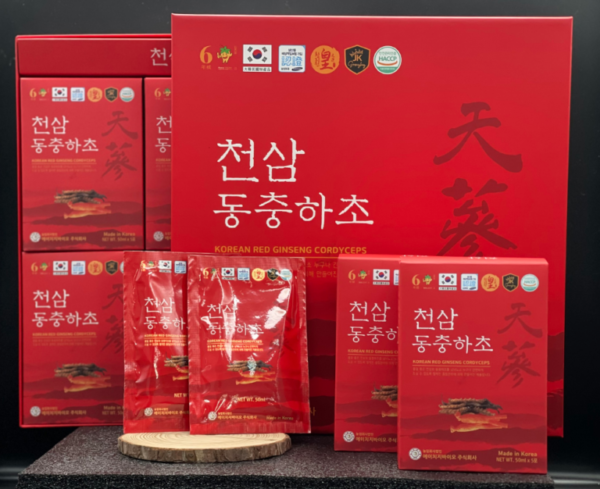 Nước Hồng Sâm Đông Trùng Hạ Thảo Ginseng King Korean Red Ginseng Cordyceps (50ml x 30 gói)